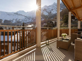 Apartment Penthouse Victoria's Home im Haus Judith by Interhome Saas-Fee